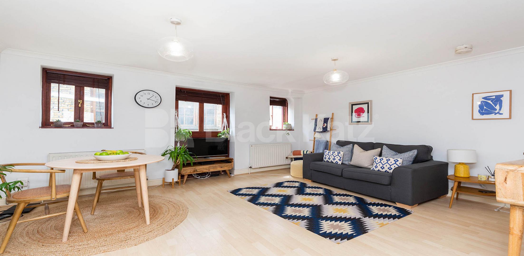 Situated in a prime location the property offers a sun trap roof terrace Swan Yard, Highbury & Islington 